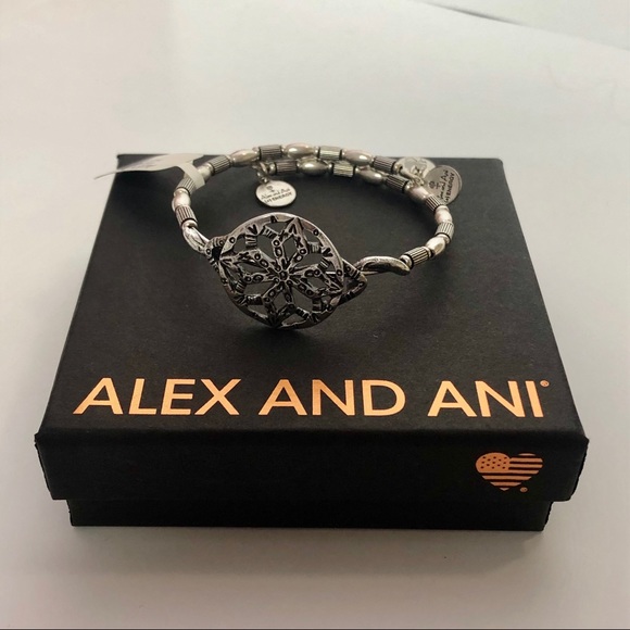 Alex and Ani Jewelry - NWT Alex and Ani Baraka Bracelet